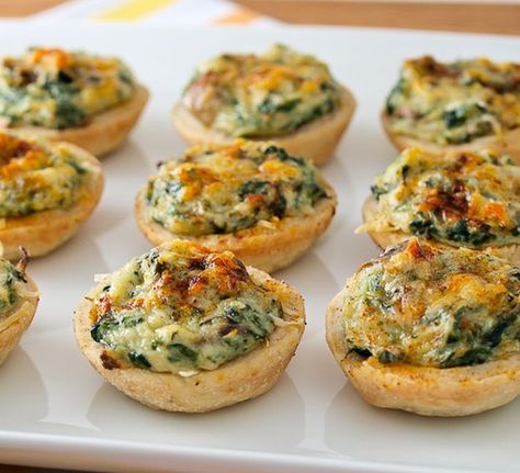 10 Savory Tarts That Make Awesome Appetizers | http://homemaderecipes.com/10-savory-tarts/ Mushroom Tarts, Mushroom Tart, Spinach And Mushroom, Savory Tart, Spinach Stuffed Mushrooms, Muffin Tin, Tart Recipes, Appetizers For Party, Pavlova