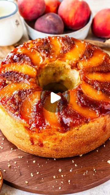 Camila Hurst on Instagram: "This Peach Cobbler Pound Cake is tender and buttery, loaded with caramelized peaches, a delicious biscuit crumble.
If you want the recipe comment “peach cake” and it will be sent to your inbox 🍑

#peachcobbler #cake #cakelover #cakecakecake" Camila Hurst, Peach Cake Recipe, Peach Cobbler Pound Cake, Pond Cake, Peach Cake Recipes, Caramelized Peaches, Peach Pound Cakes, Peach Recipes, Peach Cake