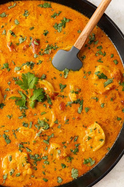 Coconut Tomato Curry, Chicken And Shrimp Curry Recipe, Coconut Shrimp Curry Indian, Shrimp Coconut Curry Recipe, Shrimp Indian Curry, Shrimp Curry Soup Coconut Milk, Indian Shrimp Curry Recipe, Spicy Shrimp Curry, Indian Coconut Soup