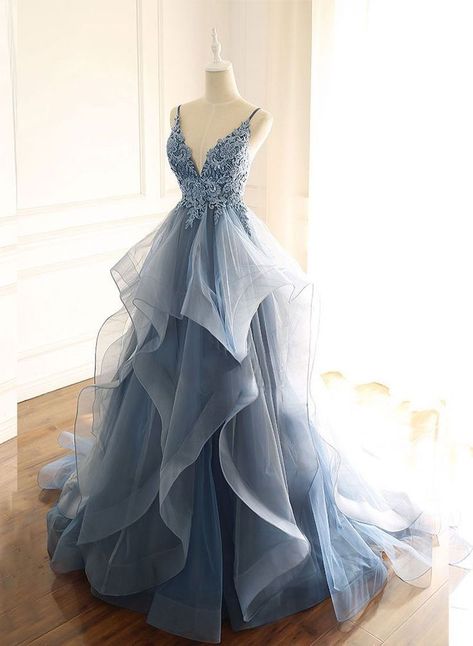 Kirkenes, Dark Blue Prom Dress, Gown Jewelry, Grey Evening Dresses, Ruffle Prom Dress, Beading Embroidery, Gaun Fashion, Stunning Prom Dresses, Prom Dress Inspiration