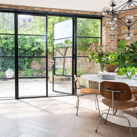 Crittall windows – everything you need to know about black steel frames Crittal Doors, Crittal Windows, Steel Doors And Windows, Metal Windows, Casa Country, Steel Windows, House Extension Design, 아파트 인테리어, Patio Interior