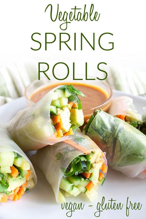 Healthy Lunch Ideas Vegan, Rainbow Spring Rolls, Spring Rolls With Peanut Sauce, Healthy Spring Rolls, Vegan Spring Rolls, Snacks Vegan, Veggie Spring Rolls, Vietnamese Spring Rolls, Vegetable Spring Rolls