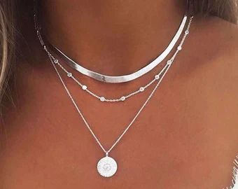 Sliver Necklace, Layered Necklaces Silver, Coin Pendant Necklace, Stone Pendant Necklace, Beaded Choker Necklace, Coin Pendant, Boho Stil, Stone Pendants, Layered Necklaces