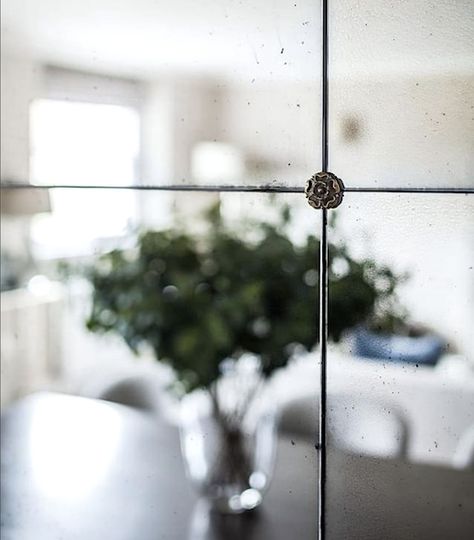 rosette detail - rough old glass on Instagram Mirror Tile Backsplash, Mirror Feature Wall, Mirror Panel Wall, Panelled Walls, Antique Mirror Tiles, Antique Mirror Glass, Antiqued Mirror, Mirror Panel, Mirror Backsplash