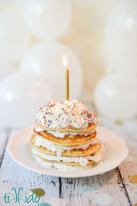 Easy Birthday Cake Pancakes Made With Cake Batter | Tikkido.com Birthday Cake Pancakes, Easy Birthday Cake, Birthday Pancakes, Birthday Breakfast Party, Cake Pancakes, Pancake Party, Pancake Cake, Birthday Traditions, Birthday Breakfast