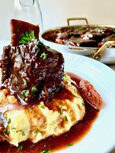 Red Wine-Braised Beef Short Ribs Recipe — Be Greedy Eats | Where Food Meets Comfort Braised Red Wine Short Ribs With Parmesan Polenta, Red Wine Braised Beef Roast, Beef Short Ribs And Polenta, French Braised Beef, Cabernet Braised Short Ribs, French Short Ribs, Short Rib Beef Recipes, Short Rib Braised, Red Wine Braised Short Rib