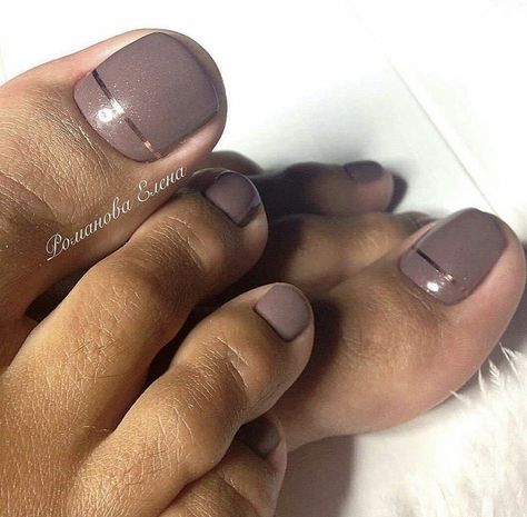 Gel Pedicure Ideas Fall, Fall Inspired Toenails, January Pedicure Colors Toenails, Fall Gel Toe Nail Colors, Bronze Pedicure, Nail Foot Colors, Toe Colors For Fall, Grey Pedicure Toenails, Fall Pedicure Colors Toenails 2023