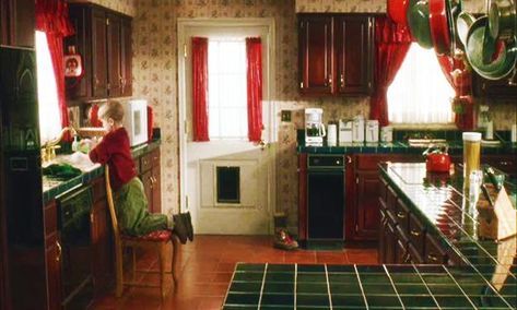 Sensational Red Kitchen Colors Inspired by Sour Cherries Home Alone House Interior, Red Green Kitchen, Home Alone House, Home Alone 1, Green Interior Decor, Winnetka Illinois, Modern Kitchen Colours, Home Alone 1990, 1980s Decor