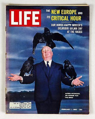 Alfred Hitchcock The Birds, Life Magazine Covers, Life Cover, Time Life, Foto Art, Alfred Hitchcock, Psychological Thrillers, Great Life, Time Magazine