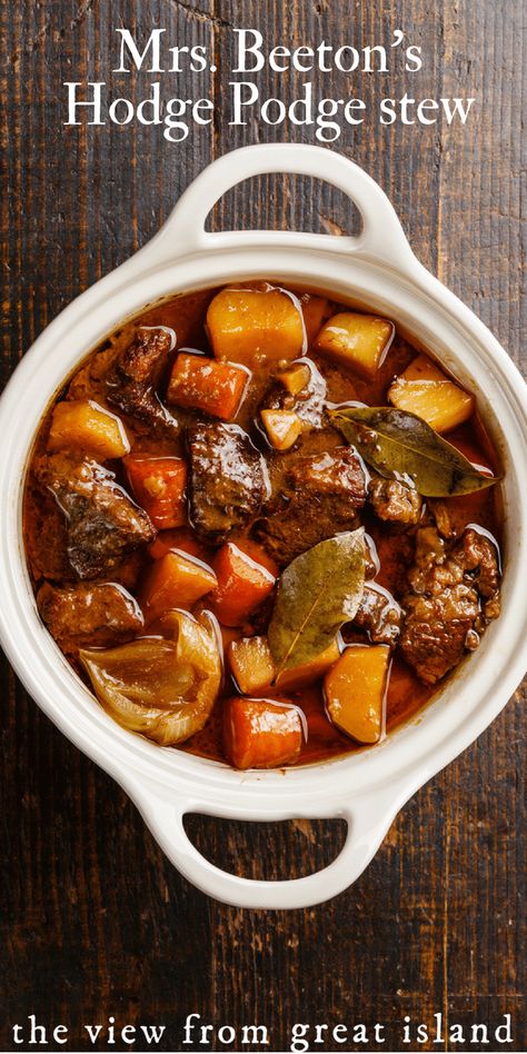 Mrs. Beeton's Hodge Podge Stew ~ This classic beef stew recipe is from her Book of Household Management, 1861! #beef #stew #victorian #British #dinner #comfortfood British Dinner, Victorian Food, Classic Beef Stew Recipe, Victorian Recipes, Autumn Meals, Chinese Soups, Classic Beef Stew, Hosting Parties, Winter Meals