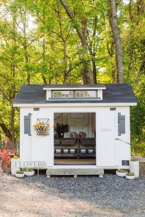 The Flourish Farm Stand — Flourish Flower Farm Fireweed Flower, Farmstand Ideas, Bakery Cart, Nursery Cafe, Farm Store Ideas, Bakery Stand, Farm Stand Ideas, Flower Stall, Store Stand