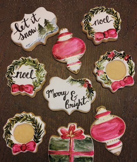 Watercolor Painted Christmas Cookies, Christmas Cookie Watercolor, Watercolor Cookies Painting, Painted Cookies Watercolor, Hand Painted Christmas Cookies, Painted Christmas Cookies, Watercolour Cookies, Artistic Baking, Watercolor Sugar Cookies