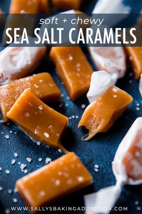 Super soft and chewy sea salt caramels loaded with delicious vanilla bean! Step by step recipe on sallysbakingaddiction.com Sea Salt Caramel Recipe, Soft Caramels Recipe, Homemade Caramel Candy, Salted Caramel Candy, Pumpkin Cookies Healthy, Sea Salt Caramels, Salted Caramels, Xmas Baking, Homemade Truffles