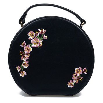 Black & Pink Floral Embroidered Handbag Vintage Inspired Handbags, Small Hand Bags, Circle Purse, Pattern Purse, Embroidered Handbag, Pink Clutch, Girly Bags, Handbag Pattern, Printed Handbags