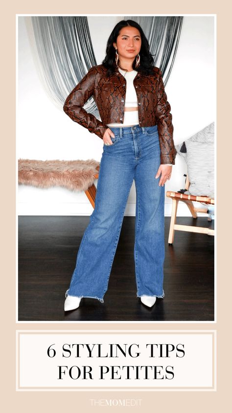 Elongate Legs Outfit, Petite Short Waisted Outfits, Pants For Short Legs Style, Wide Leg Jeans Petite Women, Petite Wide Leg Jeans Outfit, Petite Wide Leg Jeans, Petite Wide Leg Pants Outfit, Cropped Pants With Boots, High Rise Wide Leg Jeans Outfit