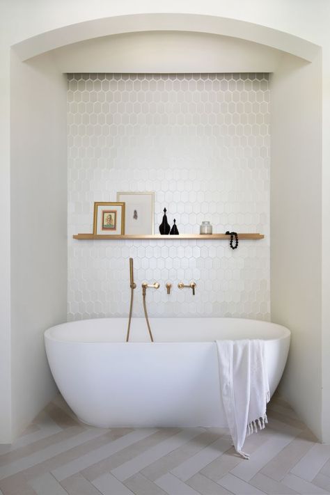 Stand Alone Bath Tub, Monterey Colonial, Standing Bathtub, Ideas Bathroom Decor, Stand Alone Tub, Bathtub Tile, White Tub, Small Tub, Bathtub Walls