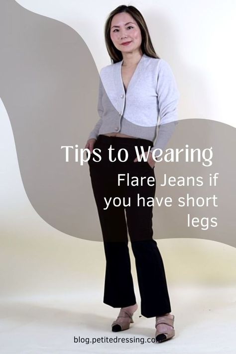 7 Tips to Wearing Flare Jeans if you have short legs Flare Jeans For Petites, Best Petite Flare Jeans, Flare Jeans Outfit Petite, Flare Leg Jeans Outfit, Petite Outfits Casual, Petite Flare Jeans, Capri Pants Outfits, White Flare Pants, Outfit Petite