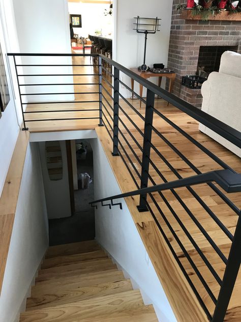 Open Stair Railing To Basement, Upstairs Railing Safety, Loft Bannister Ideas, Horizontal Interior Railing, Diy Metal Stair Railing, Horizontal Metal Railing, Open Staircase Ideas Basement Stairs, Banister Upgrade, Horizontal Handrail