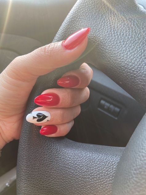 Ace Of Spades Nails Acrylic, Spade Nails Design, Poker Theme Nails, Simple Casino Nails Designs, Red Nails Prom Short, Western Ace Of Spades Nails, Vegas Manicure Ideas, Lucky 7 Nails, Card Game Nails