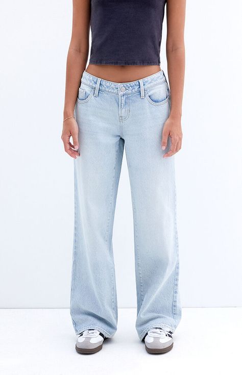 Introducing the Light Indigo Low Rise Wide Leg Jeans from PacSun – your go-to denim for both style and sustainability. Crafted from sustainably sourced cotton, these jeans offer a perfect blend of on-trend style and comfort with their low-rise fit, wide leg openings, and relaxed slouchy fit.Model is wearing a size 26Model measurements: 5’7” height, 30” bust, 23” waist, 33” hipLearn more about PacSun eco items PacSun Womens Light Indigo Low Rise Girlfriend Jeans - Blue size 33 Clean Clothes Aesthetic, Jeans Light Wash, Cute Low Rise Jeans, Light Blue Denim Jeans, Clothes Jeans, Trending Clothes, Trendy Clothes, Pac Sun Jeans, Pacsun Clothes