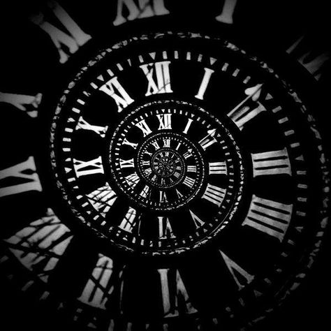 managing my time Tatto Clock, Ahri Wallpaper, Clock Tattoo Design, Black And White Photo Wall, Clock Icon, Clock Wallpaper, White Clocks, Fear Of Flying, Night Circus