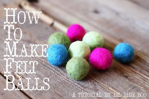 How To Make Felt Pom Poms, Felted Pom Poms Diy, Wool Beads Diy, Diy Felt Balls From Felt Sheets, Felt Pom Poms Diy, How To Make Felt Balls, Make Felt Balls, Wet Felting Tutorial, Acorn Garland