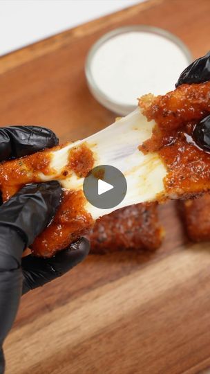 248 reactions · 42 shares | Chili’s Honey Chipotle Mozzarella Sticks🌶️🍯 #chilis #mozzarellasticks #honeychipotle #chilishoneychipotlemozarellasticks | MF Cookin | Bryson Tiller · Ciao! Honey Chipotle, Bryson Tiller, Mozzarella Sticks, Mozzarella, Chili, Honey