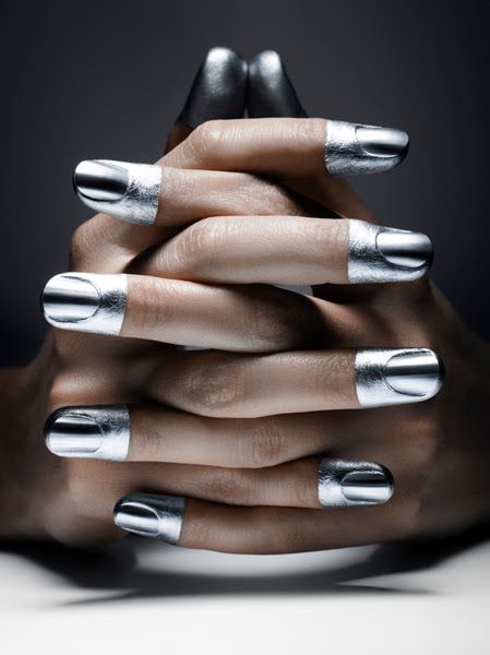 Silver.                                                                                                                                                      More Silver Linings, Futuristic Fashion, Manicure Y Pedicure, Makeup Nails, Fun Nails, Hair And Nails, A Black, Body Art, Metallica