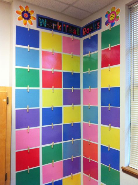 Displaying student's work - laminated pieces of construction paper and clothes pins with thumb tacks hot glued to back... Classe D'art, Preschool Classroom Decor, School Displays, Classroom Organisation, Handcrafted Gifts, New Classroom, Classroom Setup, Classroom Design, Classroom Environment