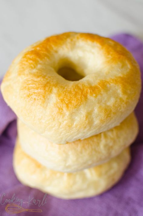 Quick & Easy Plain Bagel - Cooking With Karli Best Bagel Recipe, Pressure Cooker Desserts, Bagels Recipe, Breakfast Quick, Cooking With Karli, Music To My Ears, Plain Bagel, Best Bagels, Artisan Bread Recipes