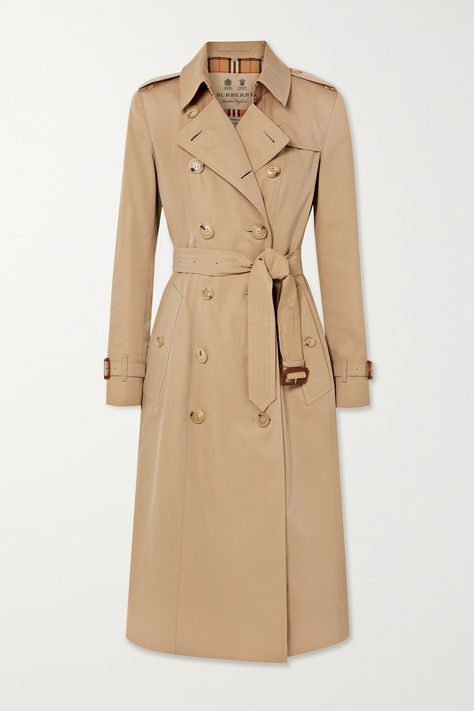 9 Spring-Ready Luxury Buys That Are Truly Worth the Money | Who What Wear Classic Burberry Trench Coat, Feminine Trench Coat, Burberry Coat Outfit, Burberry Trench Coat Women, Feminine Attire, Burberry Raincoat, Campus Fashion, French Coat, Burberry Fashion