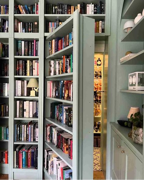 18 Cozy Home Library Ideas to Escape the World Home Library Loft Ideas, Library Kitchen Combo, Home Library Ideas With Ladder, Upstairs Loft Library, At Home Library Cozy, Colonial Library Room, House Design Library, Home Library Dark Academia, Indoor Library Home