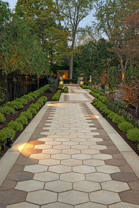 Modern Garden Paths, Paved Garden Ideas Backyard Designs, Pavers In Grass Lawn, Parking Flooring Design, Paving Design Landscape, Compound Design Ideas, Plaza Landscape Design, Paving Block Design, Modern Walkway