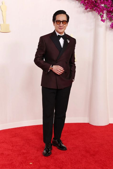 Oscars 2024 Red Carpet: All of the Fashion, Outfits, and Looks | Vanity Fair Oscar Night Outfit, Oscars 2024, Susan Downey, Scott Evans, Oscar Night, Oscars Red Carpet, Jeffrey Wright, Liza Koshy, Brittany Snow