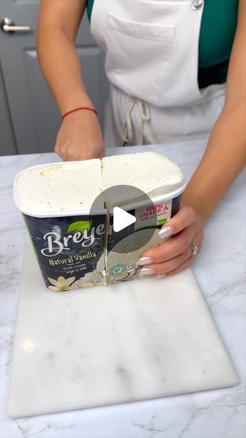 CIRQNAMICS on Instagram: "How did I not think about this before!?😱 #icecream #cake #baking #dessert" Dessert For Party Easy, Ice Cream Pudding Dessert, Desert Thanksgiving Recipes, Mexican Dump Cake, Christmas Cookie Board Ideas, Dessert Hacks Easy, Birthday Deserts Ideas Not Cake, Easy Dessert For 2, Dinner Then Dessert Recipes