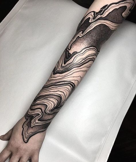 Another killer by @raphcemo guest at @ceremonytattoosociety (@kidsloveinkeast )#ttt #tattooing #tattoo #contemporarytattooing #sangbleu #tatouage #inked #bodyart #TTTpublishing www.sangbleu.club/shop/publications/ Unique Forearm Tattoos, Mangas Tattoo, Neotraditional Tattoo, Hamsa Tattoo, Forearm Sleeve, Tattoo Inspiration Men, Forearm Sleeve Tattoos, Muster Tattoos, Cat Tattoos