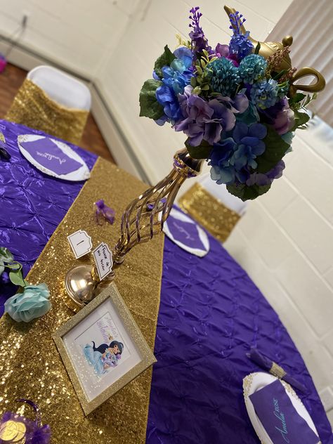 Princess Jasmine Quinceanera Theme, Aladdin Quinceanera Theme, Aladdin Wedding Theme, Jasmine Birthday Party, Aladdin Theme, Arabian Party, Sweet 16 Centerpieces, Quinceanera Centerpieces, Moroccan Party