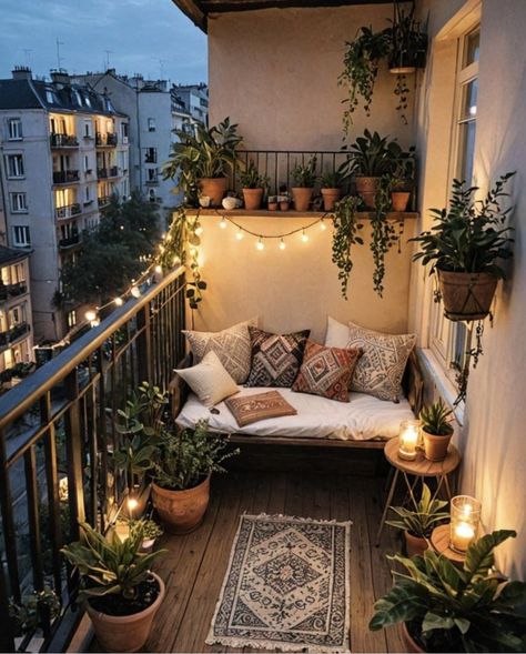 Small Balcony Design Cozy, Small Balcony Decoration, Cozy Balcony Decor, Boho Balcony Ideas Apartment, Small Balcony Cozy, Very Small Balcony Decor, Dreamy Balcony, Cozy Balcony Ideas Apartments, Garden Design Balcony