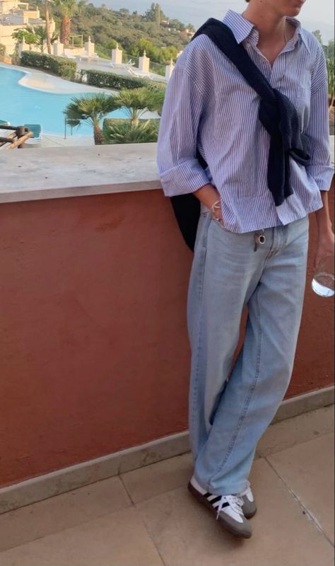 Swedish Mens Fashion, Coastal Grandson Aesthetic, Uniqlo Men Outfit, Striped Shirt Outfit Men, Smart Streetwear, High Waist Loose Jeans, Blue Jeans Outfit Men, Preppy Boys Outfits, What To Wear In New York