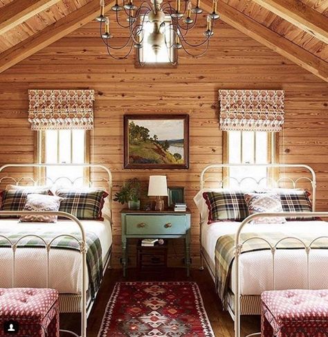 5 Instagram Photos That Stopped Me In My Scroll | The Lettered Cottage Cabin Bedroom, Cabin Interiors, Cabin Living, Attic Bedroom, Cabin Style, Furniture Bedroom, Rustic Cabin, Camping Meals, Cabin Homes