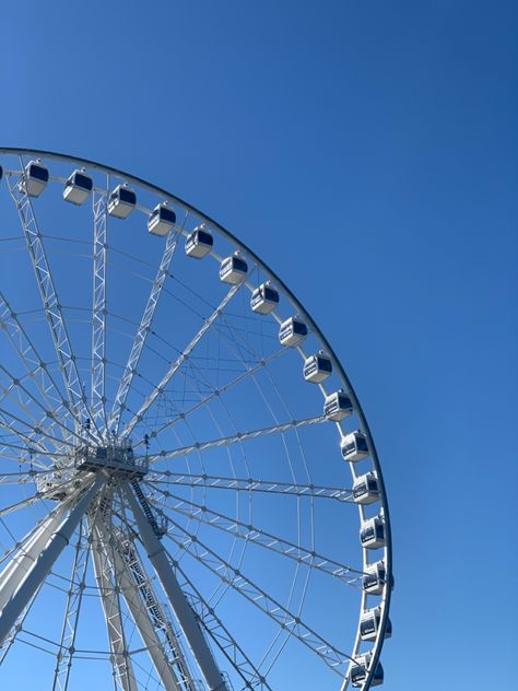 Random Blue Things, Blue Place Aesthetic, Blue Places Aesthetic, Blue Aesthetic Places, Blue Travel Aesthetic, Old Blue Aesthetic, Montreal Aesthetic Summer, Montreal Canada Aesthetic, Blue City Aesthetic