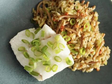 Geoffrey Zakarian Rice Pilaf, Brown Rice Pilaf Recipe, Poached Cod Recipes, Rice Recipes Side, Rice Ideas, Clam Pizza, Poached Cod, Brown Rice Pilaf, Cod Cakes