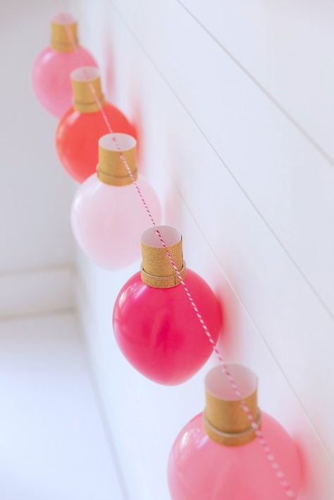 Balloon String Lights, Merry And Bright Christmas Party Theme, Diy Red Ornaments, Pink Christmas Theme, Balloon Projects, Pink And Red Christmas, Maximalist Christmas, Colorful Christmas Decorations, Balloon Christmas