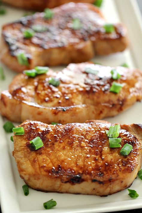 Easy Marinated Pork Chops Pork Chop Marinade Recipes, Best Pork Chop Recipe, Pork Chop Marinade, Pork Chop Recipes Crockpot, Marinated Pork Chops, Easy Pork Chops, Easy Pork Chop Recipes, Pork Chop Recipes Baked, Juicy Pork Chops