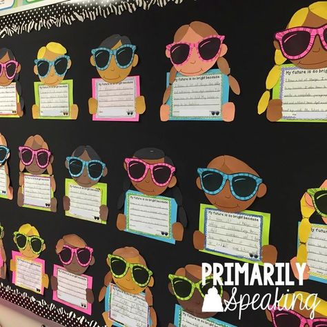 Open House and More!  {Fab Ideas from the Weekend Warriors} Summer Door Decorations Classroom, Classroom Open House, Open House Kindergarten, Kindergarten Classroom Door, Open House Activities, Open House Ideas, Summer Door Decorations, Spring Door Decoration, School Open House