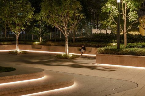 Park Lighting, Urban Heat Island, Street Trees, Facade Lighting, Architecture Design Drawing, Landscape Elements, Stone Planters, Outdoor Lighting Landscape, Urban Fabric