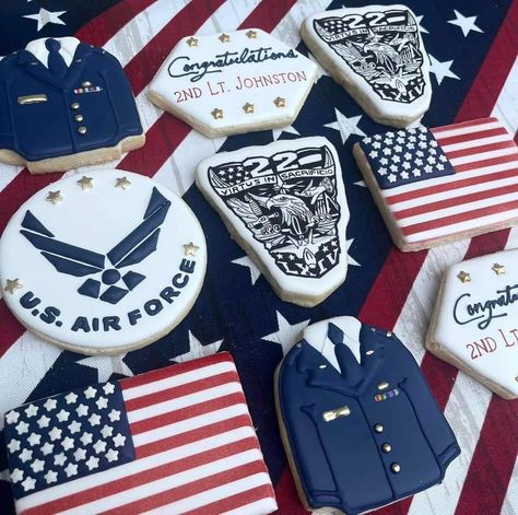 Air Force Promotion Party, Air Force Retirement Party Decorations, Airforce Retirement Party Ideas, Air Force Retirement Party Ideas, Air Force Retirement Party, Air Force Cookies, Deployment Party, Royal Frosting, Promotion Table