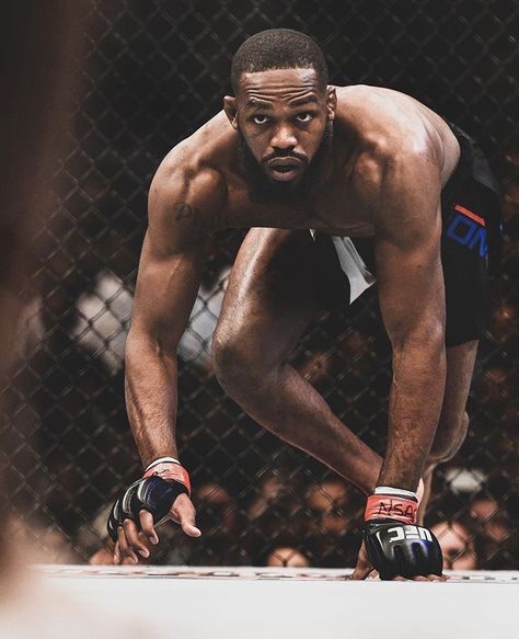 Ufc Fighters Men, Jon Bones Jones, Jones Ufc, Jon Jones Ufc, Jon Bones, Boxing Images, Ufc Boxing, Boxing Posters, Jon Jones