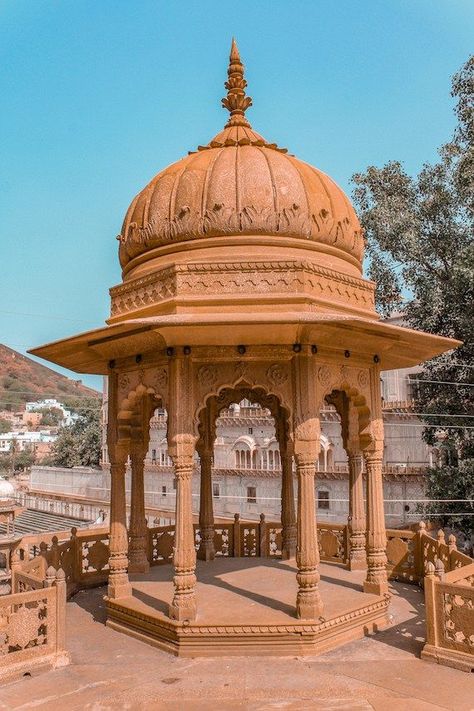 Alwar Rajasthan, Temple India, Indian Temple Architecture, India Architecture, Ancient Indian Architecture, Mughal Architecture, Temple Design For Home, Diamond Wallpaper, India Culture