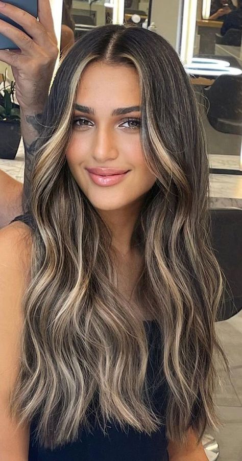 Highlight In Dark Brown Hair, Hair For Dark Features, Blonde Highlights With Dark Brown Hair, Dark Hair With Blonde Highlights Long, Dark Hair With Highlights And Money Piece, Balayage Hair Dark Brown To Blonde, High Contrast Brunette Balayage, Dark Rooted Balayage, Blonde In Dark Hair